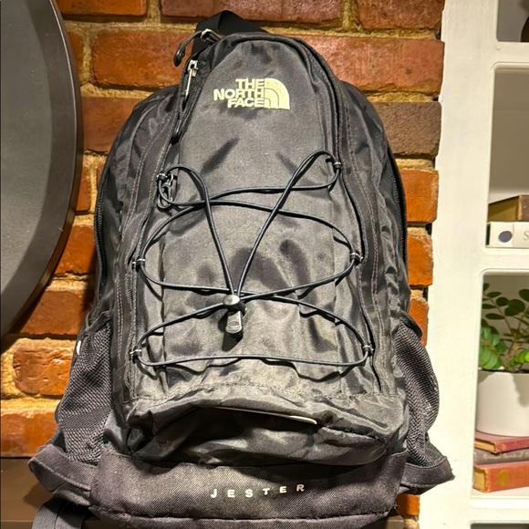 The North Face Jester Black Backpack - Picture 1 of 4